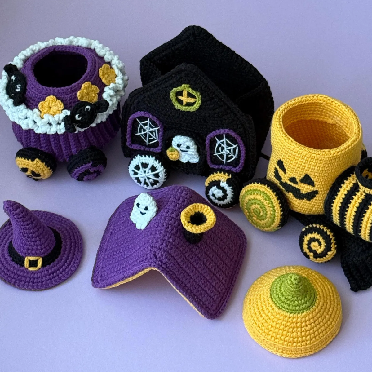 Halloween Train Amigurumi Crochet Pattern