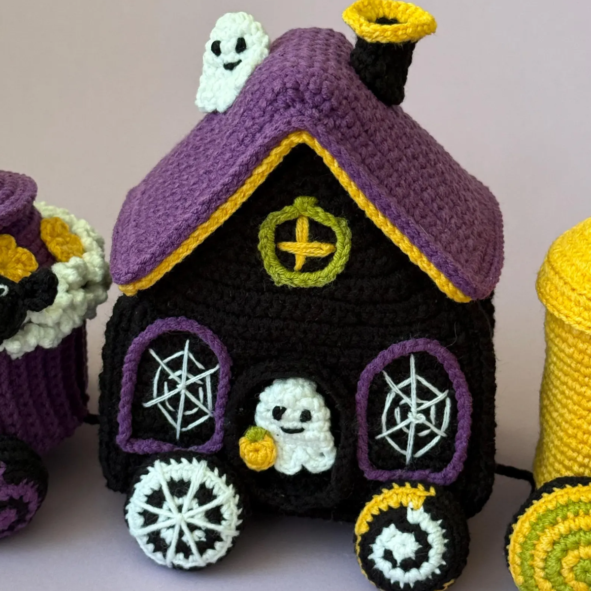 Halloween Train Amigurumi Crochet Pattern